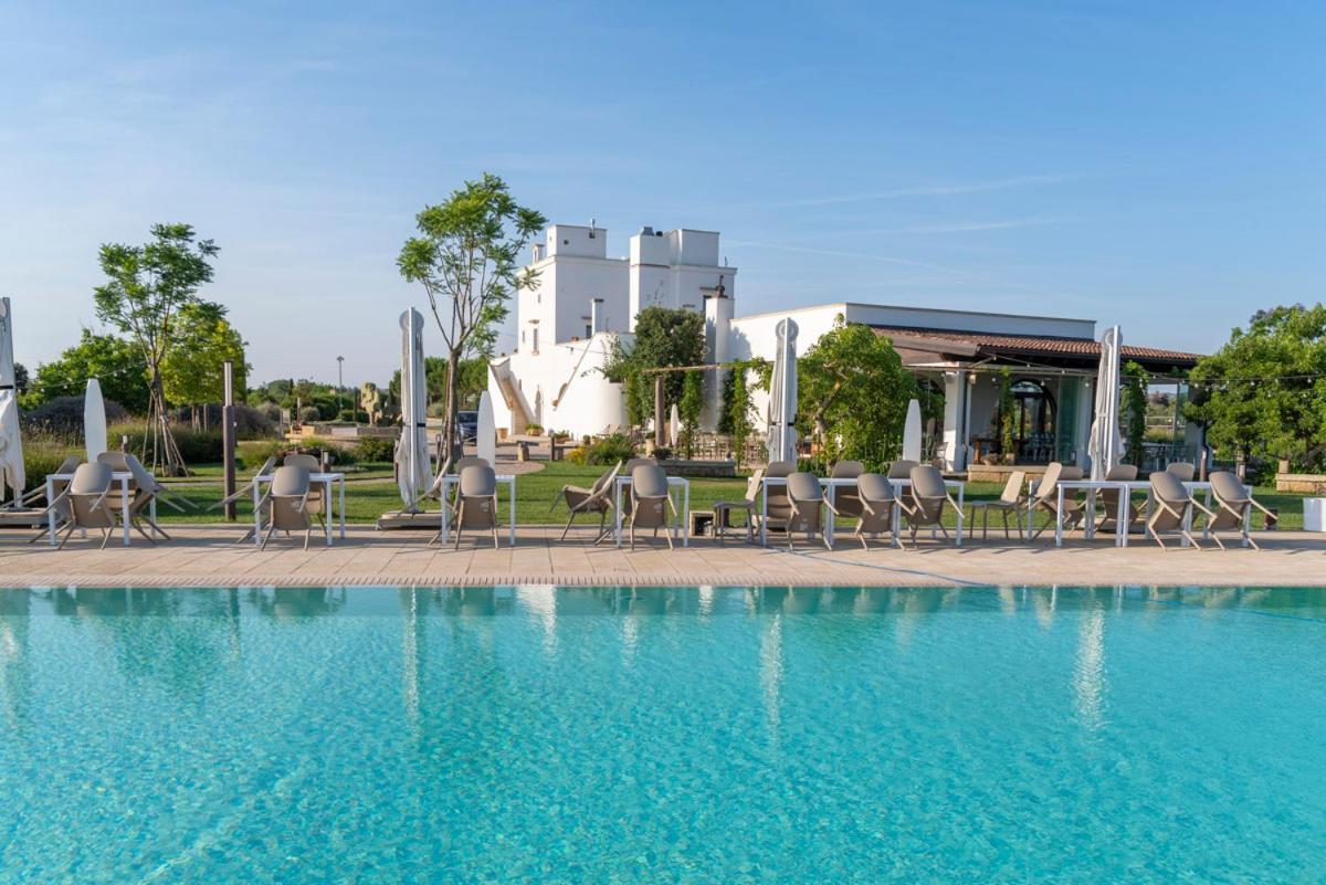 Tenutayala - Residenza Agrituristica Parabita Ngoại thất bức ảnh